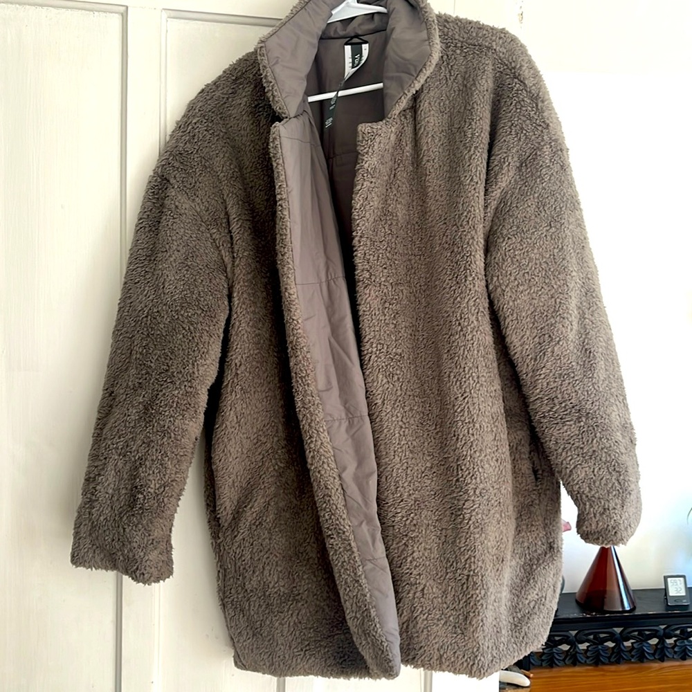 Super cool Sherpa reversable jacket